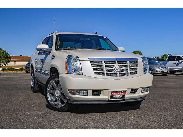 2013 CADILLAC Escalade