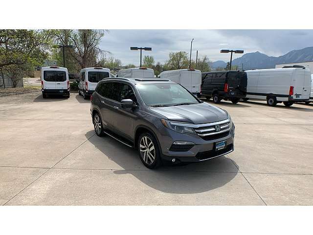 2016 HONDA Pilot