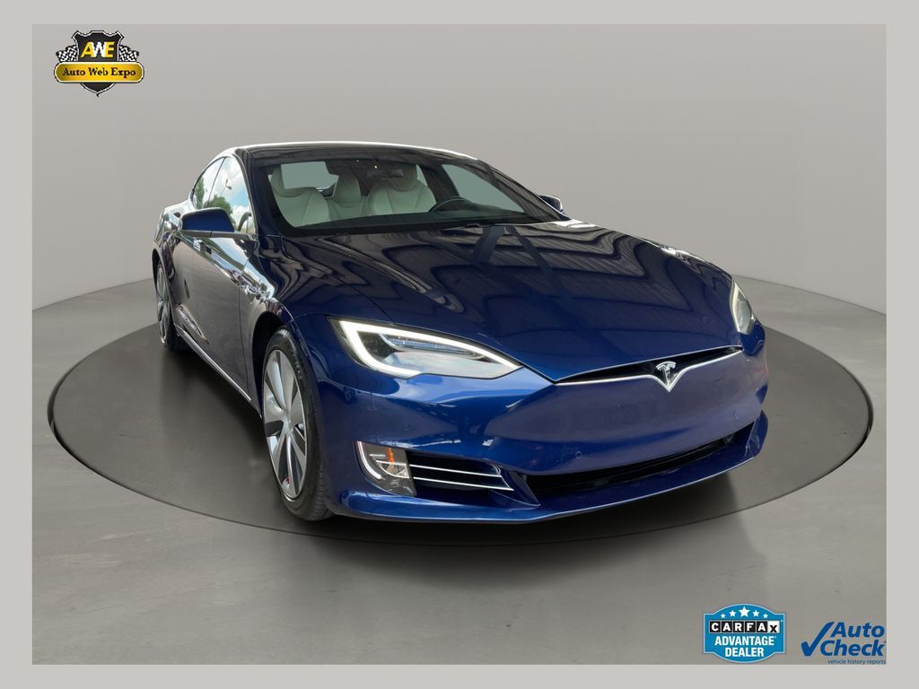 2020 TESLA Model S