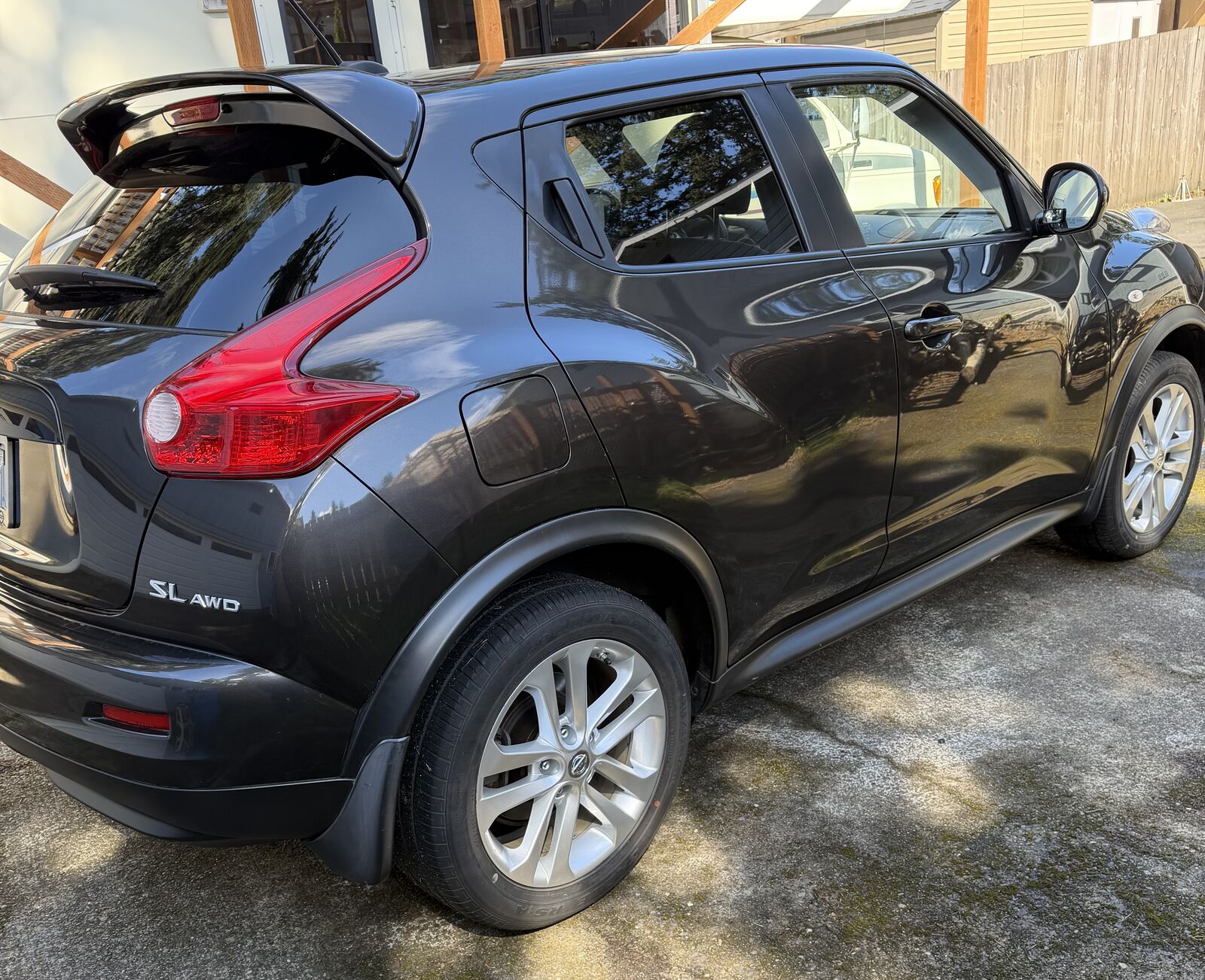 2011 NISSAN Juke