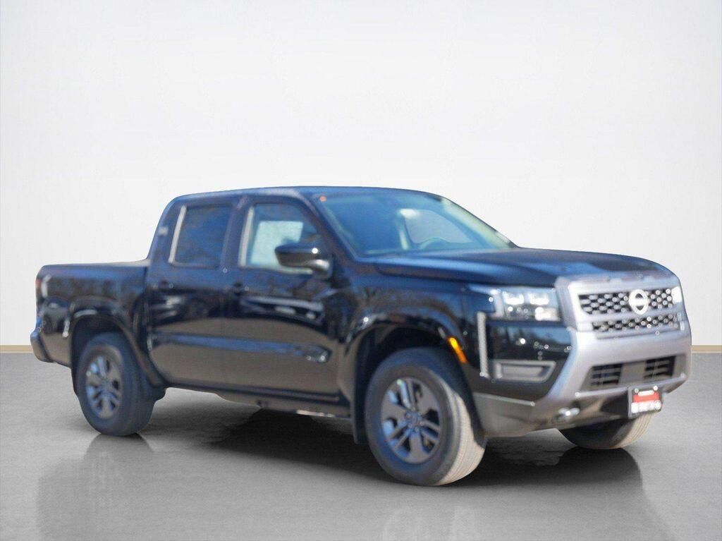 2026 NISSAN Frontier