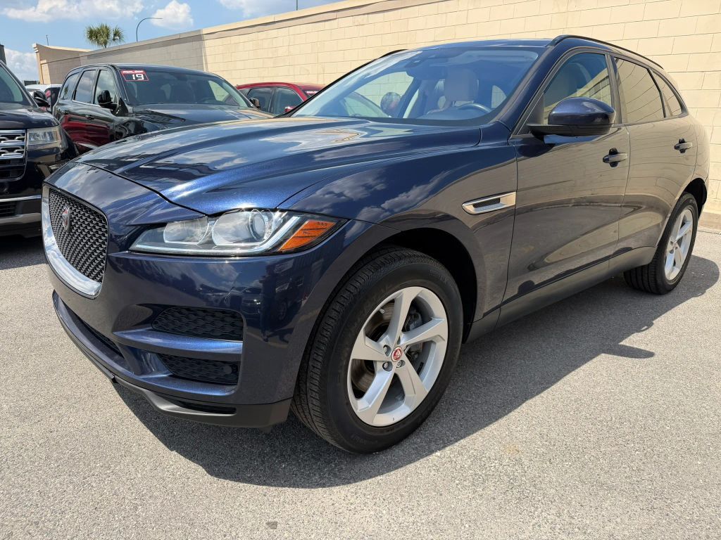 2017 JAGUAR F-Pace