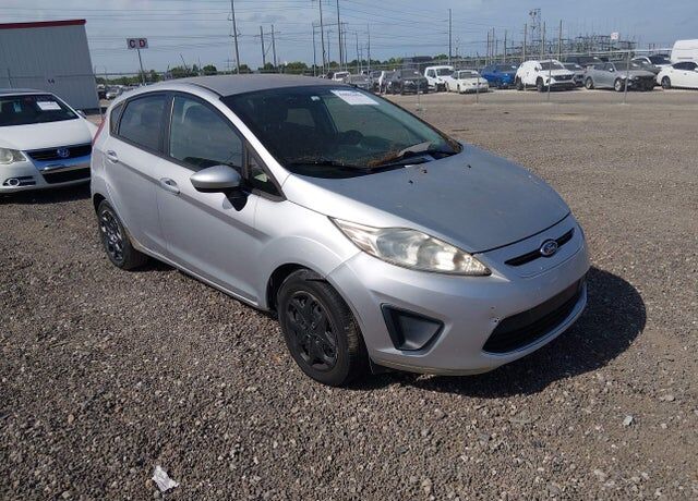 2012 FORD Fiesta