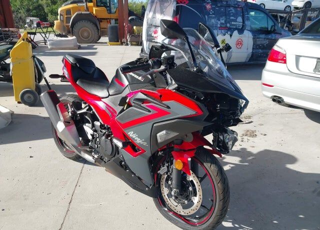 2024 KAWASAKI Ninja