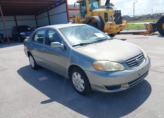 2004 TOYOTA Corolla