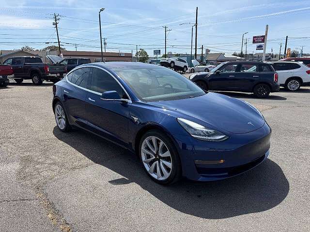 2018 TESLA Model 3