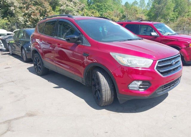 2017 FORD Escape