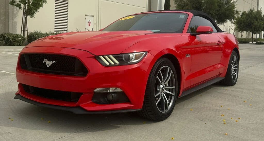 2017 FORD Mustang