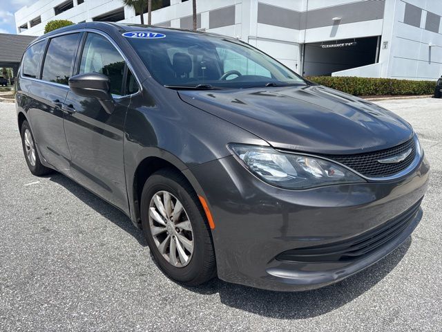 2017 CHRYSLER Pacifica