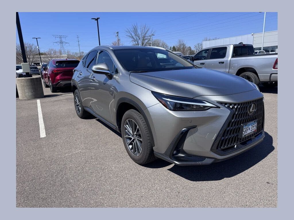 2025 LEXUS NX