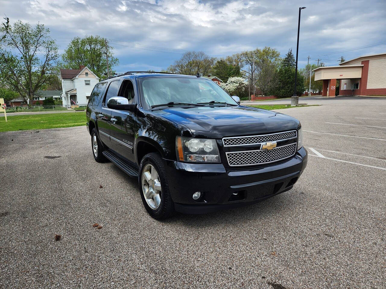2011 CHEVROLET Suburban