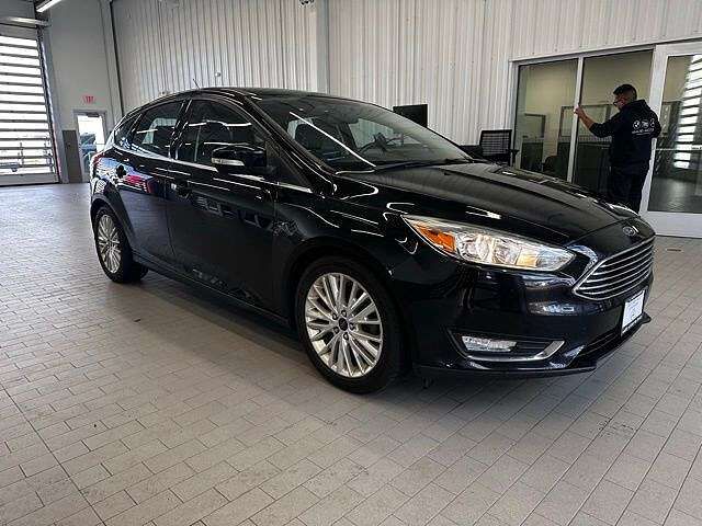 2016 FORD Focus