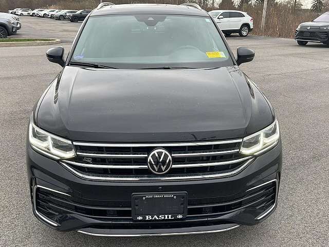 2022 VOLKSWAGEN Tiguan