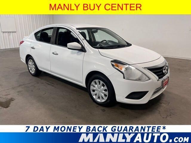 2019 NISSAN Versa
