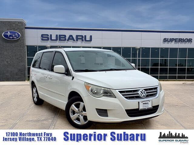 2011 VOLKSWAGEN Routan