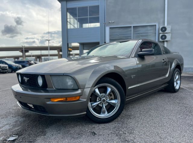 2005 FORD Mustang