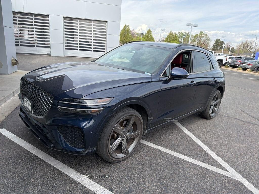 2023 GENESIS GV70