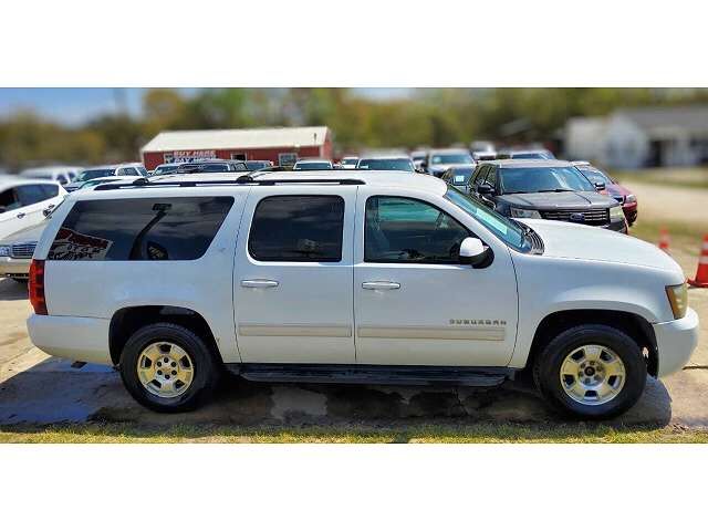 2010 CHEVROLET Suburban