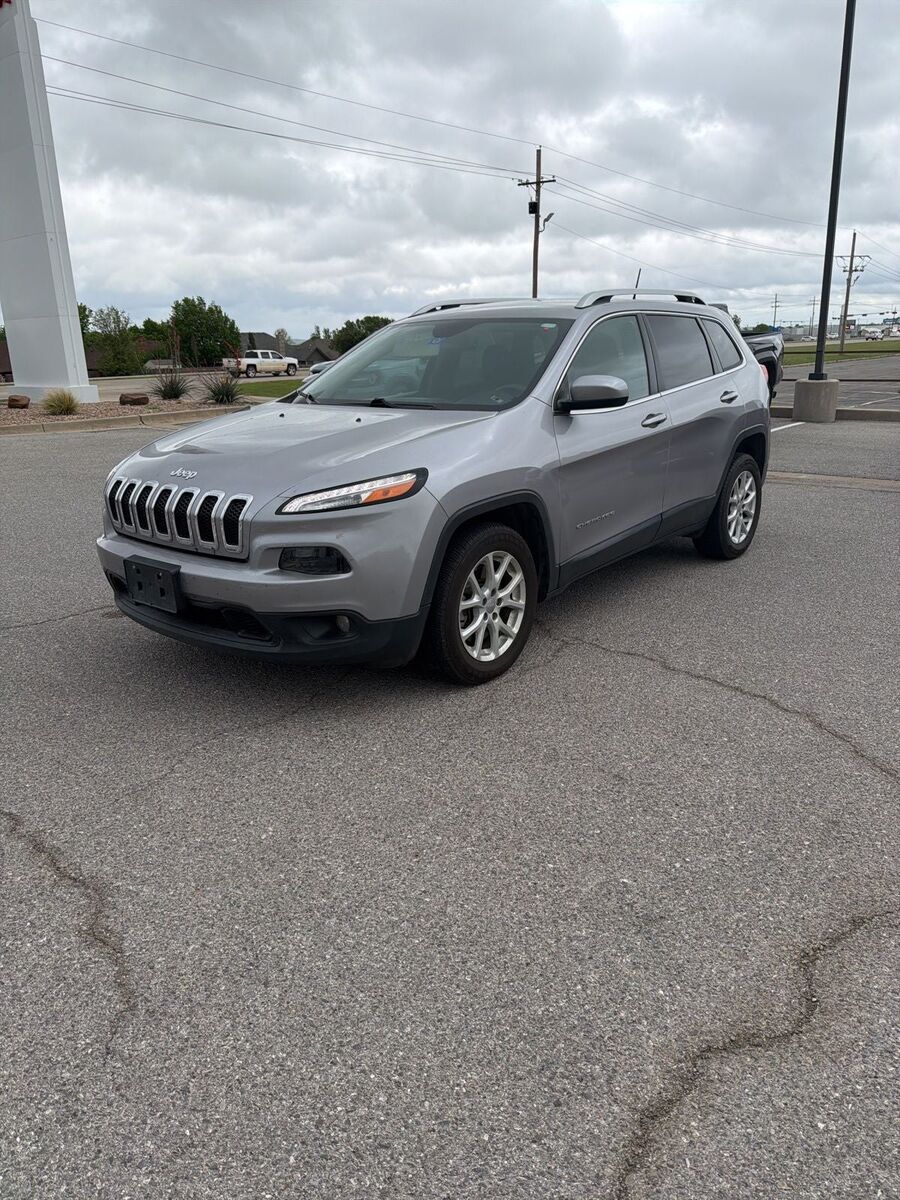 2018 JEEP Cherokee