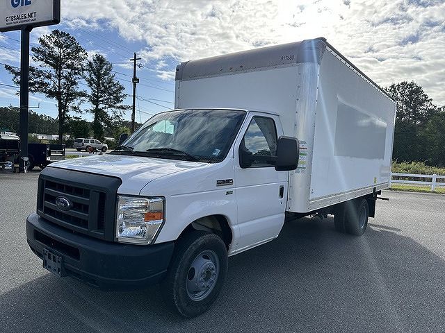 2019 FORD E-350