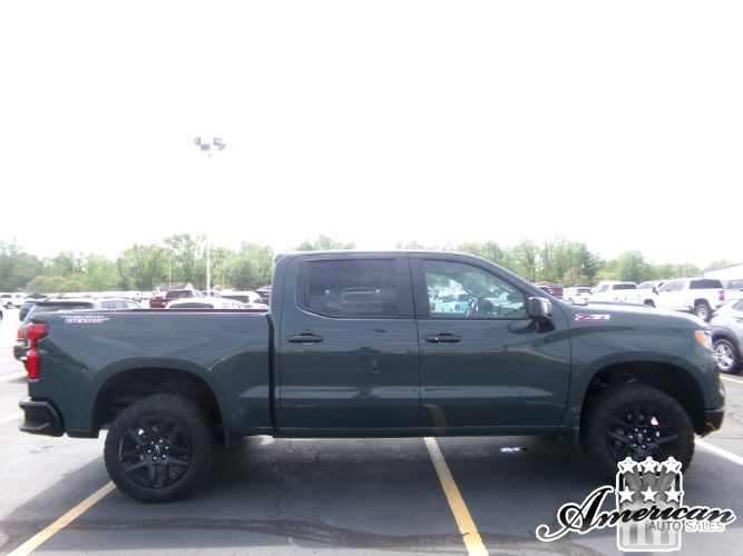 2025 CHEVROLET Silverado