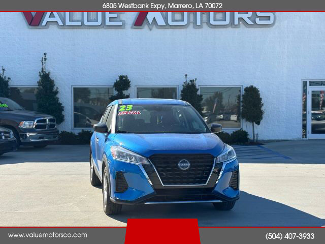 2023 NISSAN Kicks