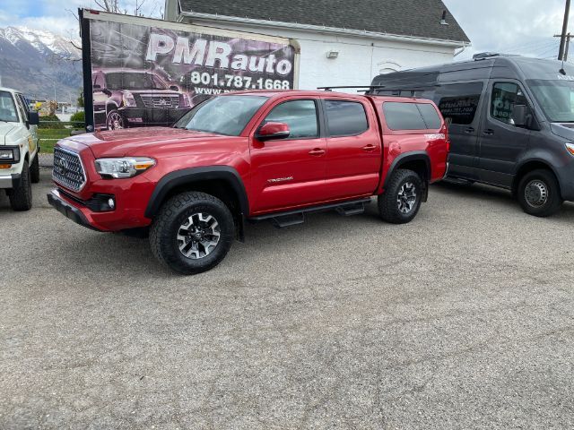 2018 TOYOTA Tacoma