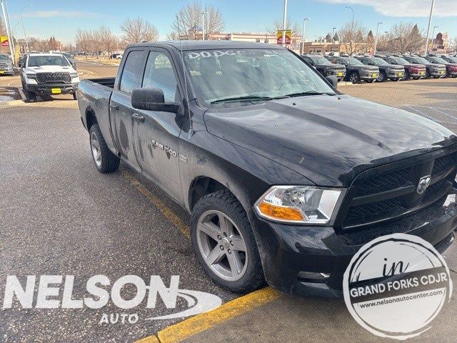 2012 DODGE Ram