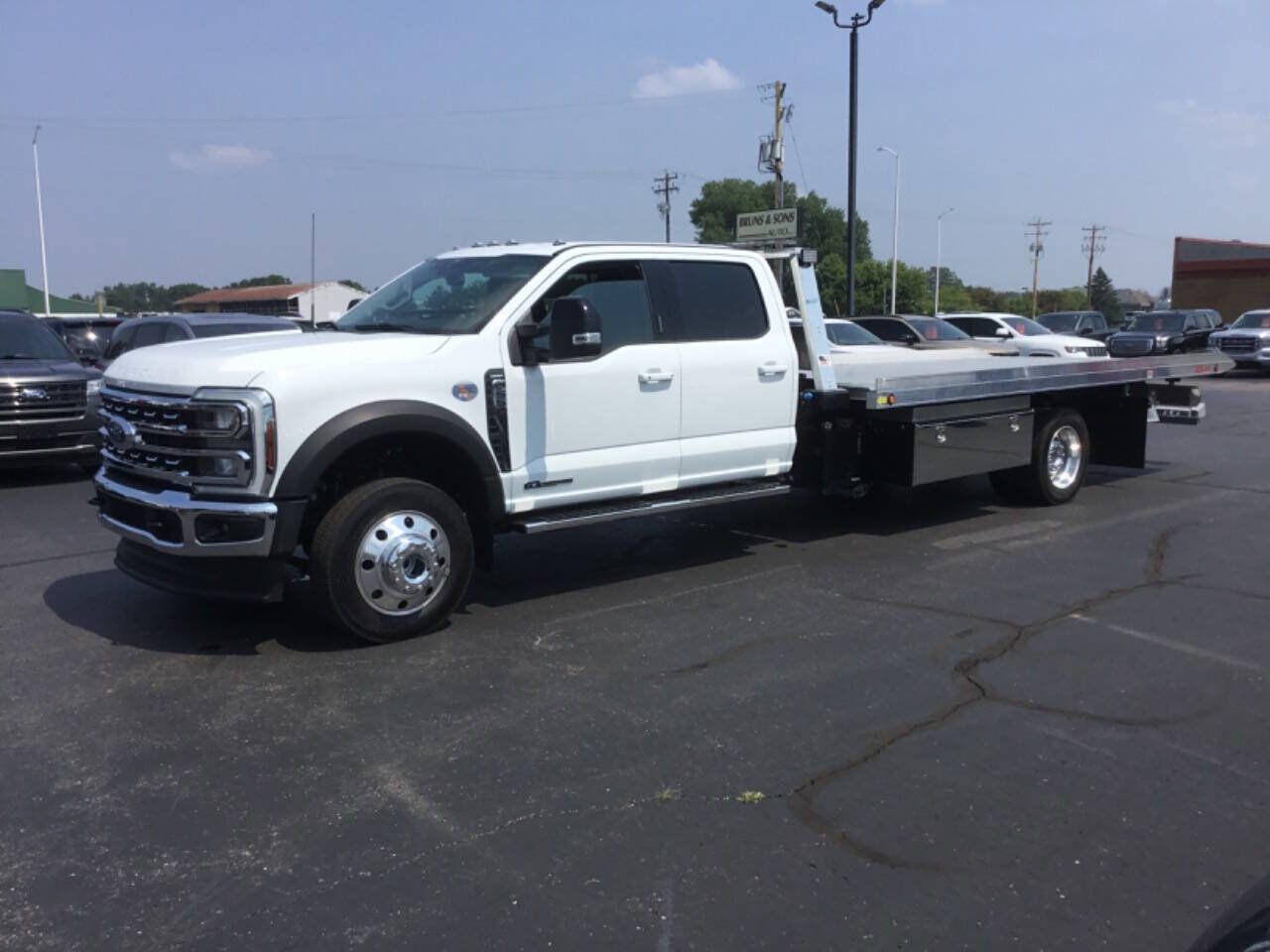 2024 FORD F-550