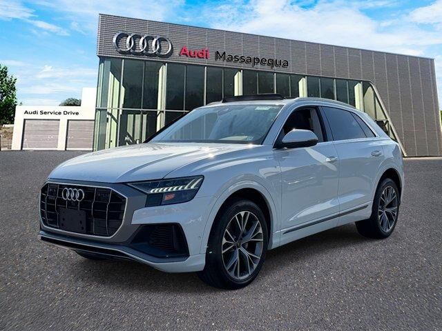 2023 AUDI Q8