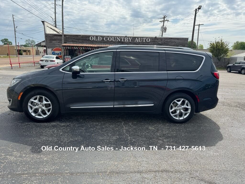 2020 CHRYSLER Pacifica