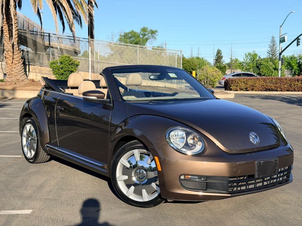 2013 VOLKSWAGEN Beetle