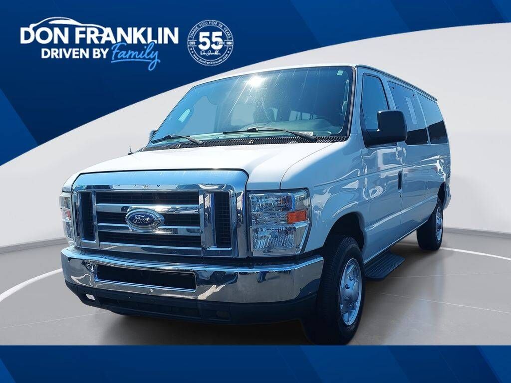 2011 FORD E-350