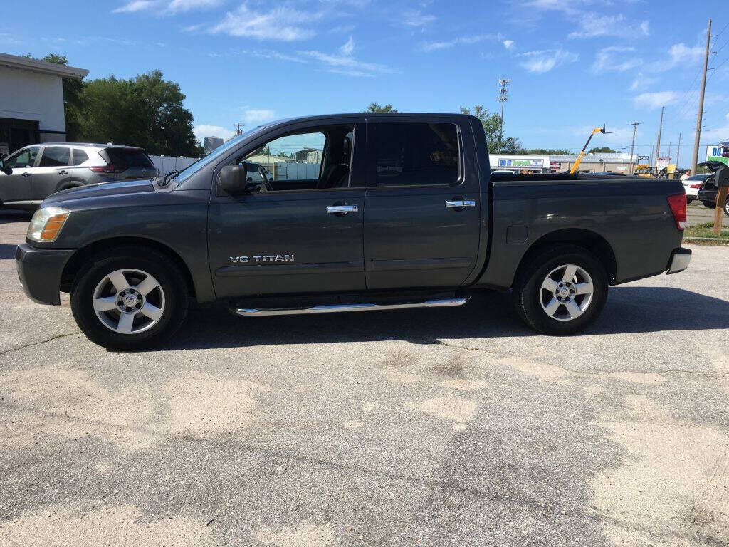 2006 NISSAN Titan
