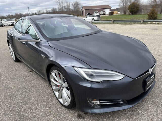 2020 TESLA Model S