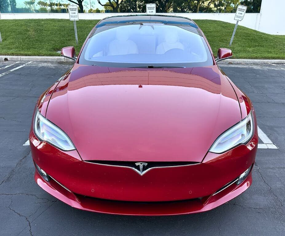 2019 TESLA Model S