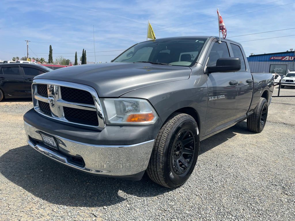 2011 DODGE Ram