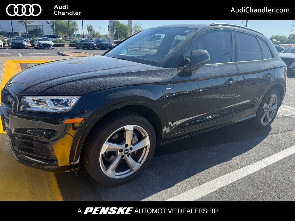 2020 AUDI Q5 e