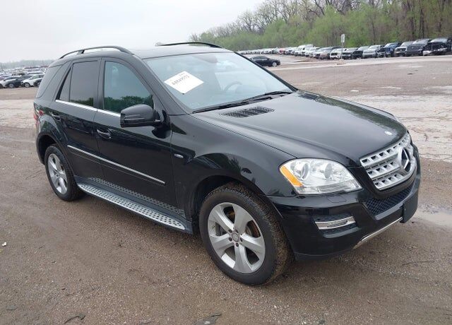 2011 MERCEDES-BENZ M-Class