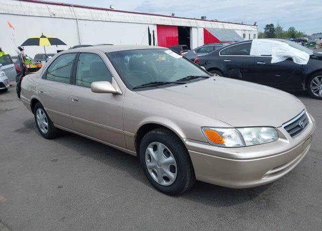2001 TOYOTA Camry