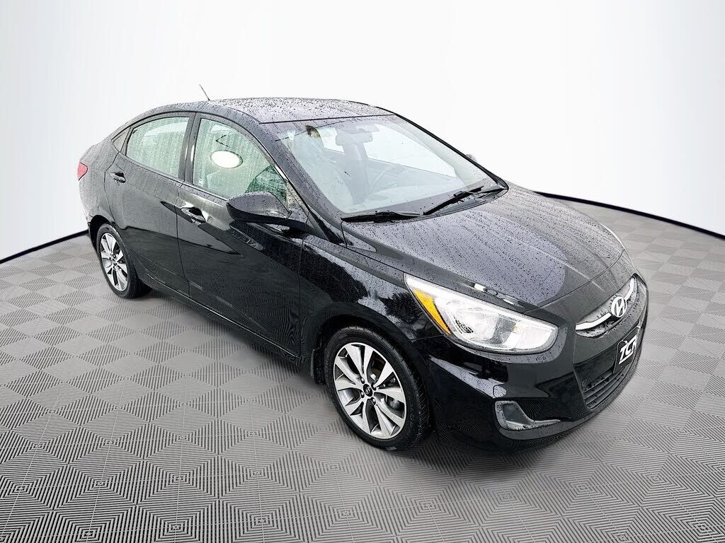2017 HYUNDAI Accent