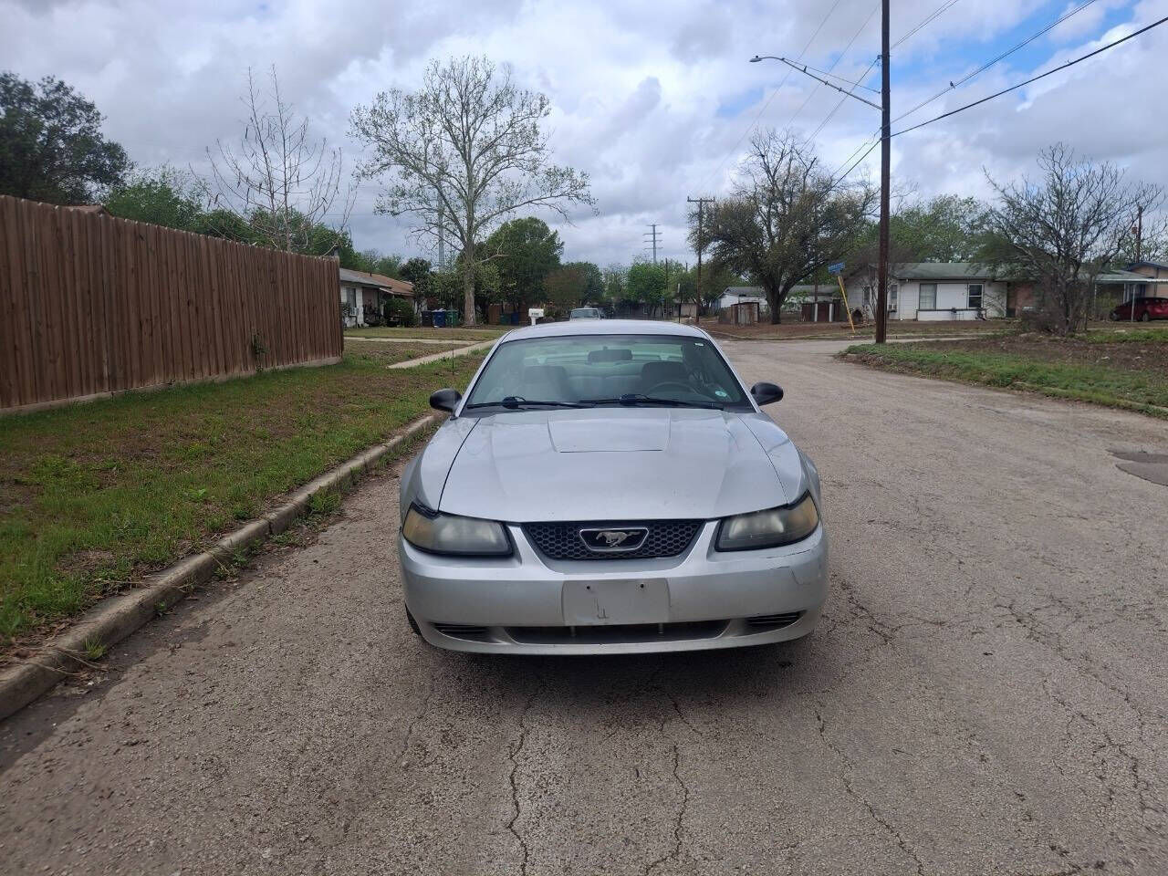 2004 FORD Mustang