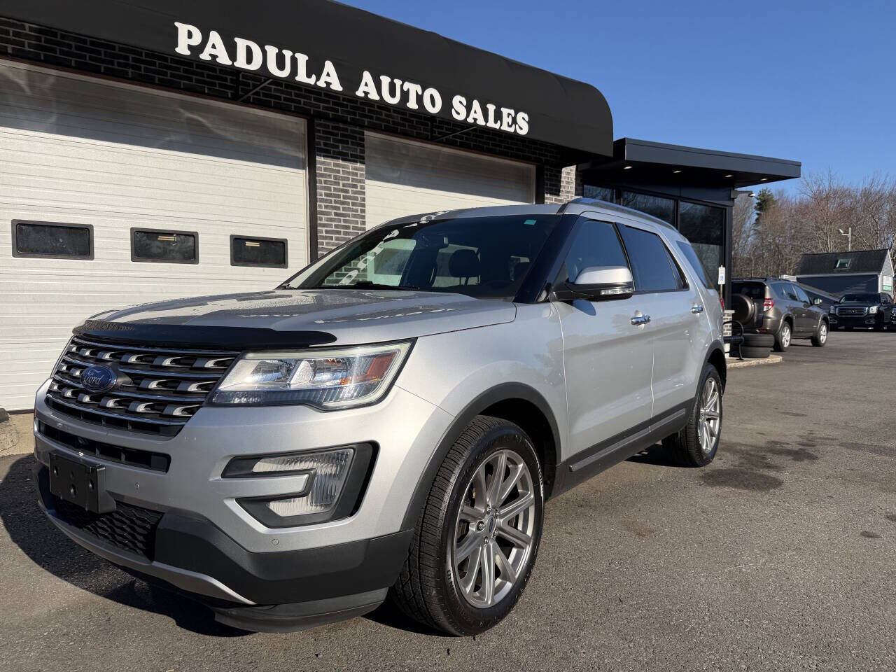 2017 FORD Explorer