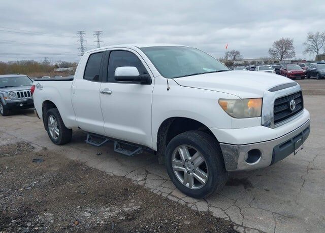 2008 TOYOTA Tundra