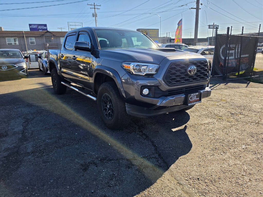 2019 TOYOTA Tacoma