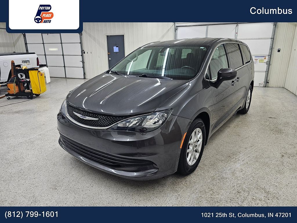 2020 CHRYSLER Voyager