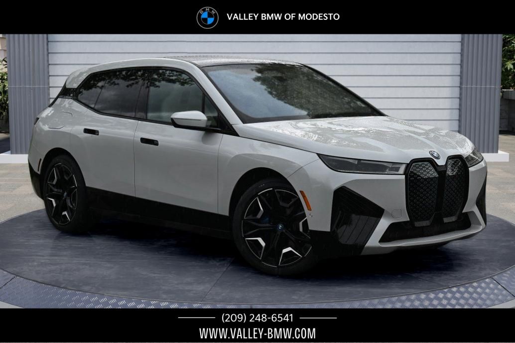 2023 BMW ix