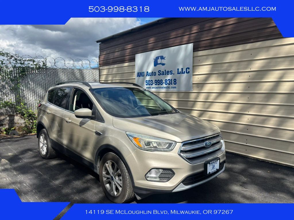 2017 FORD Escape