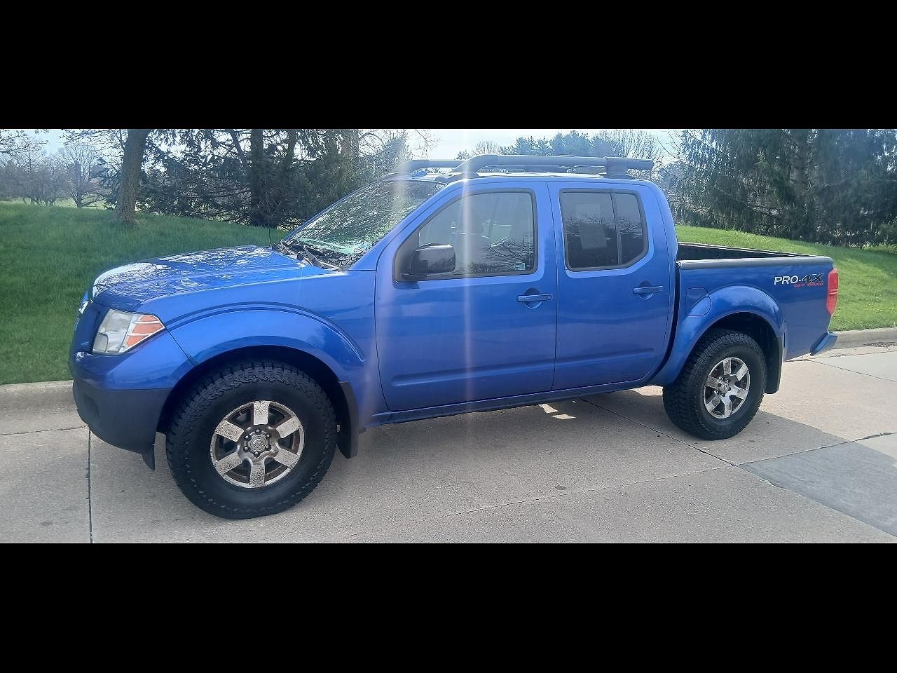 2012 NISSAN Frontier