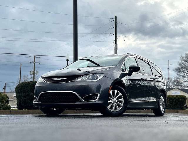 2019 CHRYSLER Pacifica